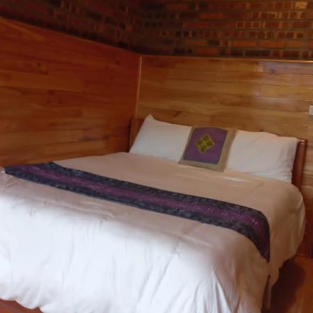 Indigo Snail Boutique Hmong Homestay Sa Pa Exterior foto